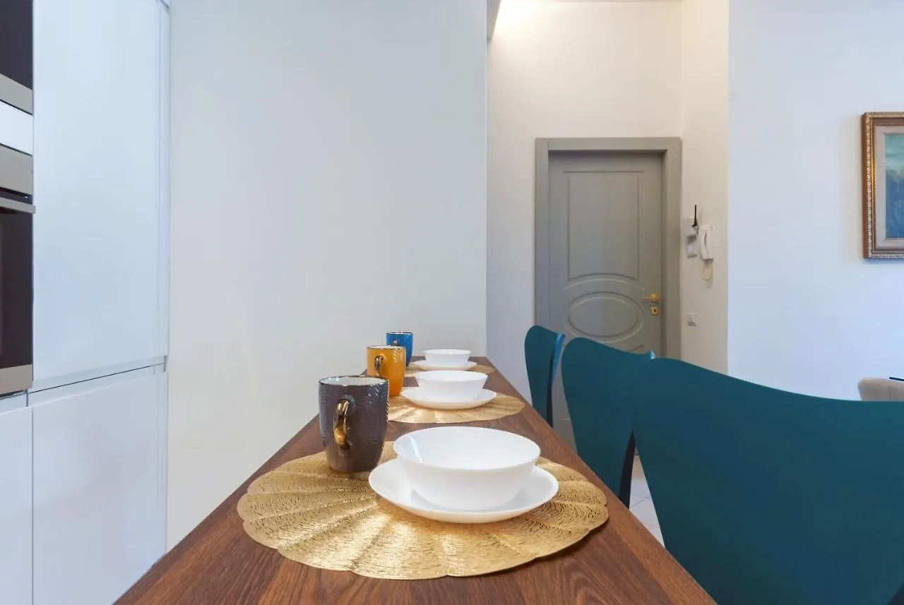 Vittani Palace - The Blue Apartment Como