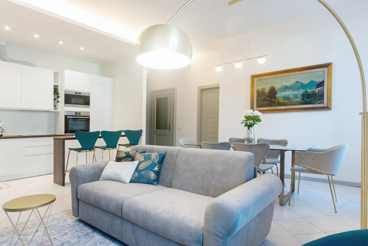 Vittani Palace - The Blue Apartment Como